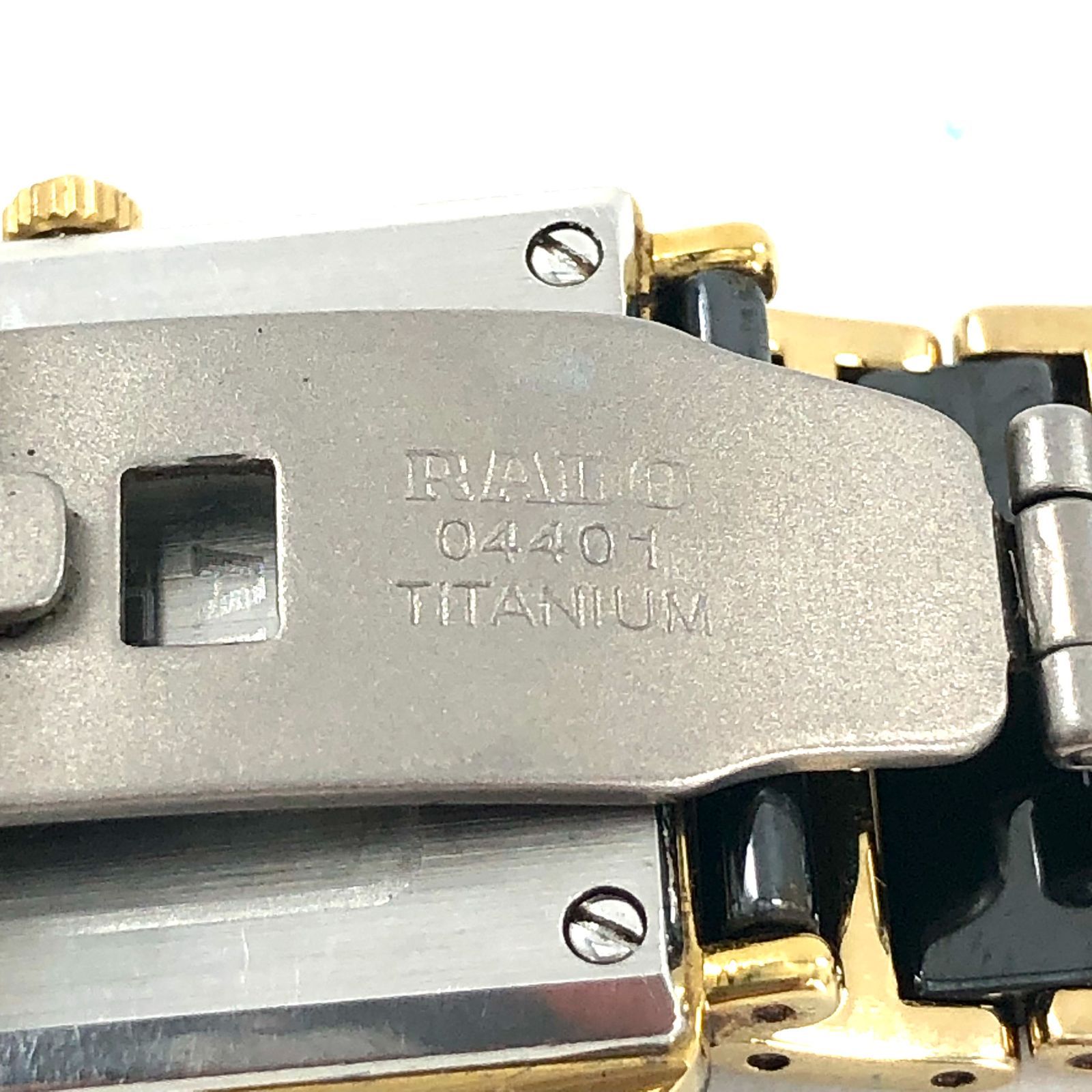 RADO ラドー Diastar ダイヤスター160.0381.3 QZ ブラック文字盤