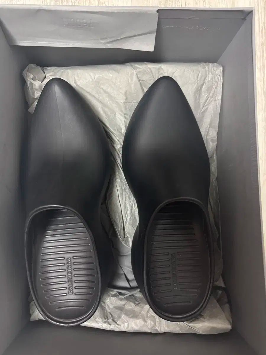 41 BALENCIAGA(バレンシアガ) テクノ klogg(クロッグ) ミュール