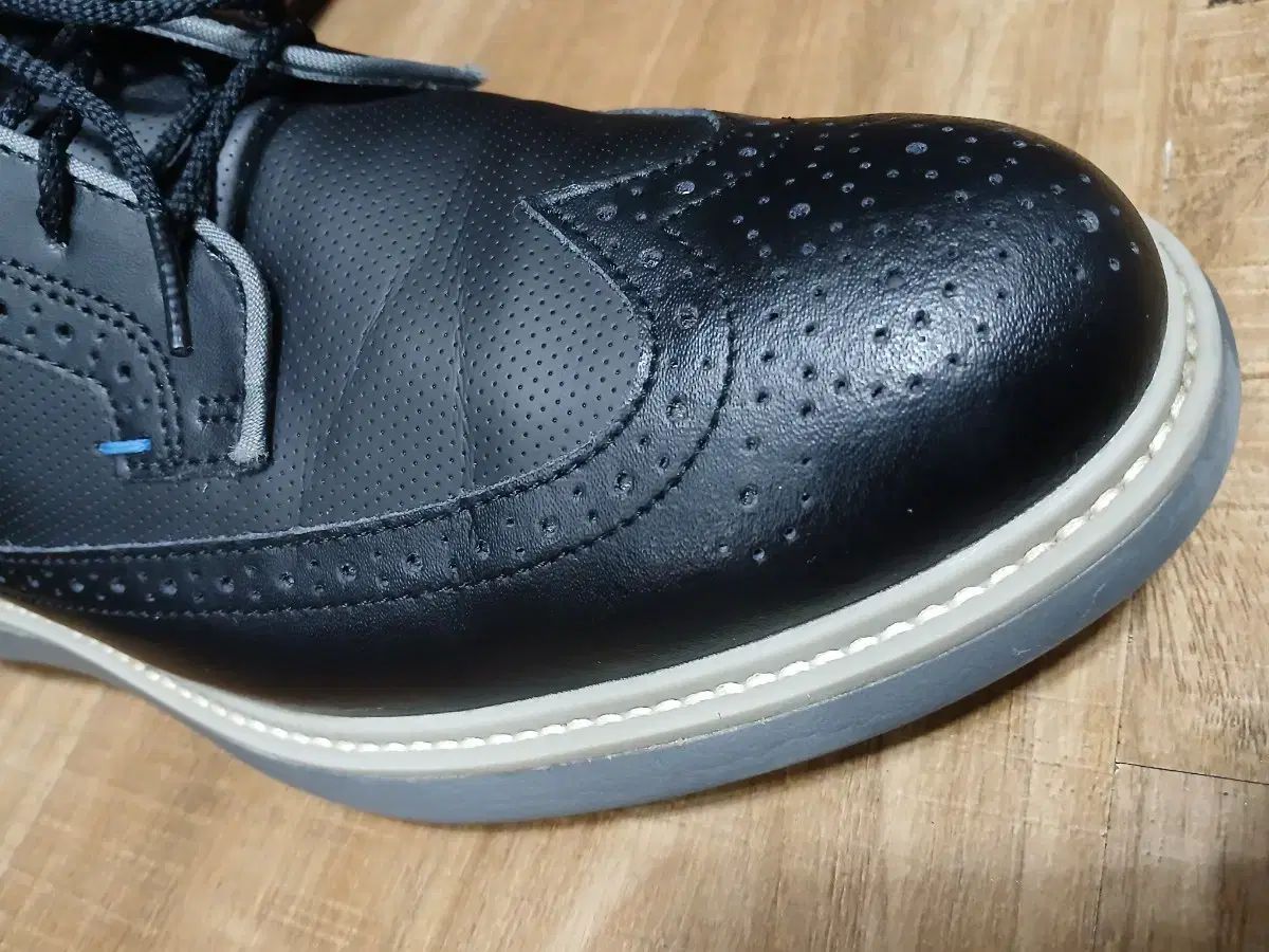 FootJoy フットジョイ ゴルフシューズ 7 1 2 260mm WHITEMONARCHHOTEL_COM