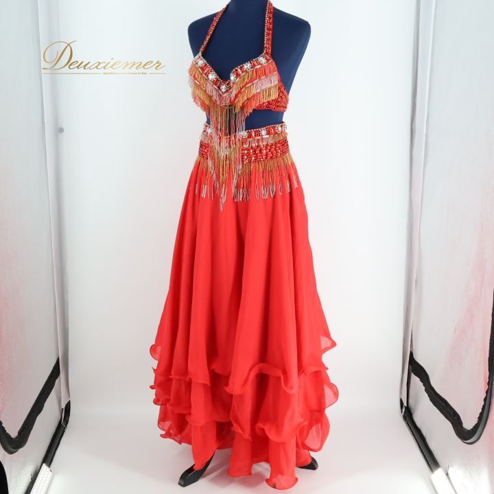 ベリーダンス オリエンタル 衣装 上下セット レディース レッド系 赤 ゴールド ラメ ビーズ 装飾 レース 舞台 発表会 イベント コスチューム 豪華 大人用 コスプレ パフォーマンス 柔らかい ダンス衣装 セットアップ