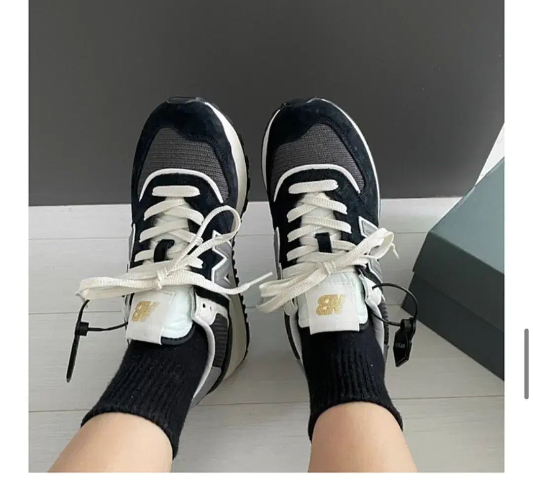 New Balance ニューバランス 574 レガシー 黒 スニーカー 235mm