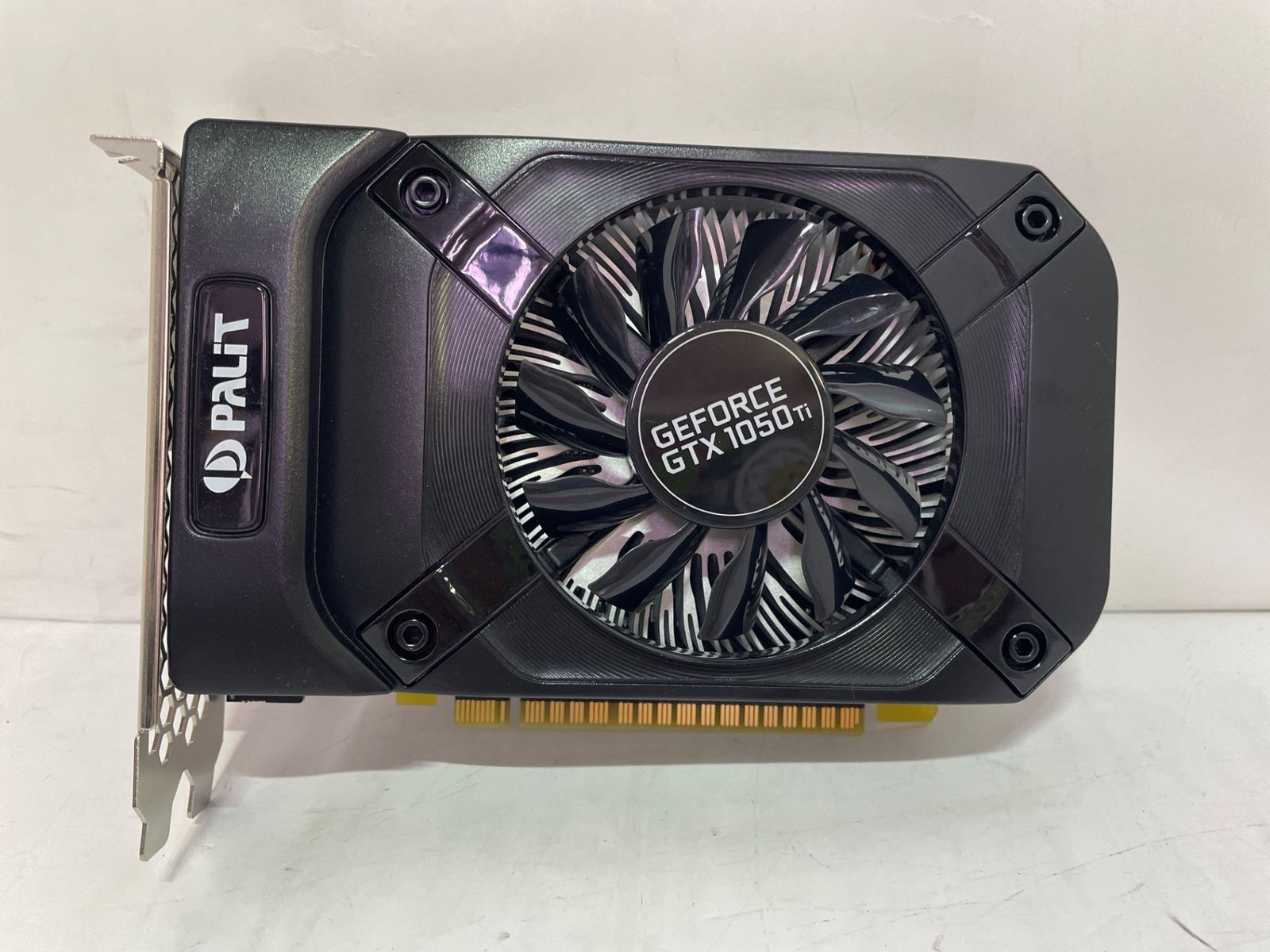 PCパーツ Palit GTX1050Ti 4GB STORMX Amazon.com: Palit GeForce GTX 1050 Ti StormX 4 GB GDDR5