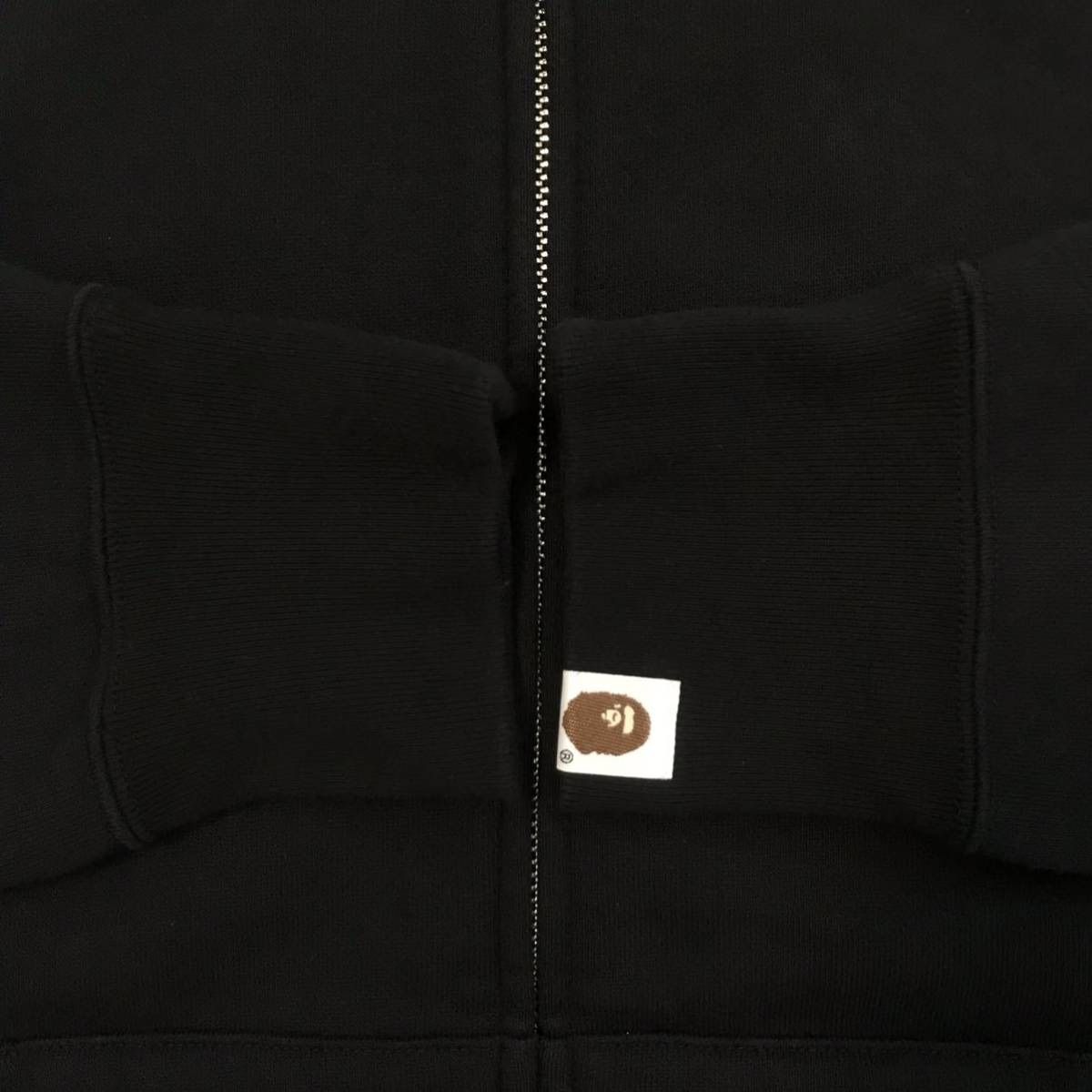 BAPE レオパードカモ カレッジロゴ フルジップパーカー - メルカリ