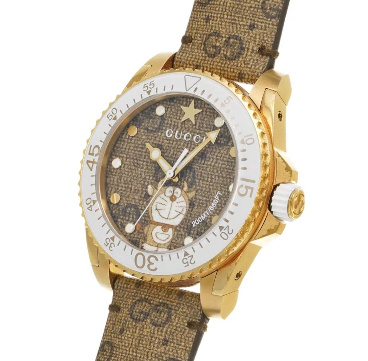 【激レア完売品】新品GUCCI×ドラえもん 初コラボ商品 DIVE 腕時計 超激レア逸品】全国完売 新品希少 GUCCI×ドラえもん 初コラボ