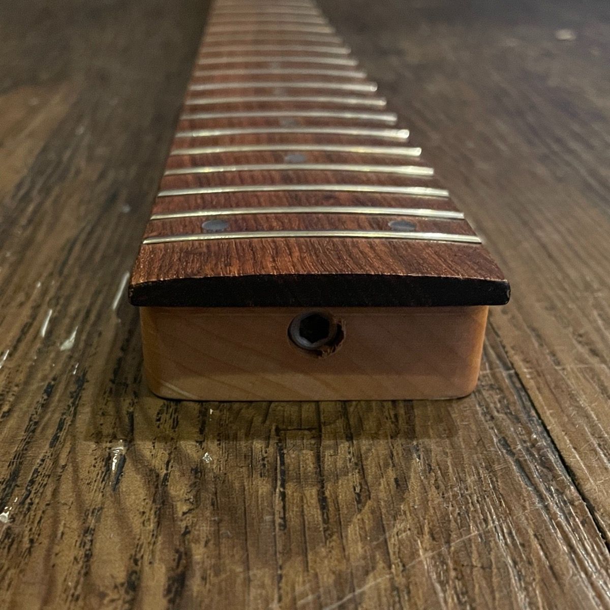 セール中！ Fernandes FRB-40 Electric Bass Neck フェルナンデス エレキベース ネック 最短当日配送。