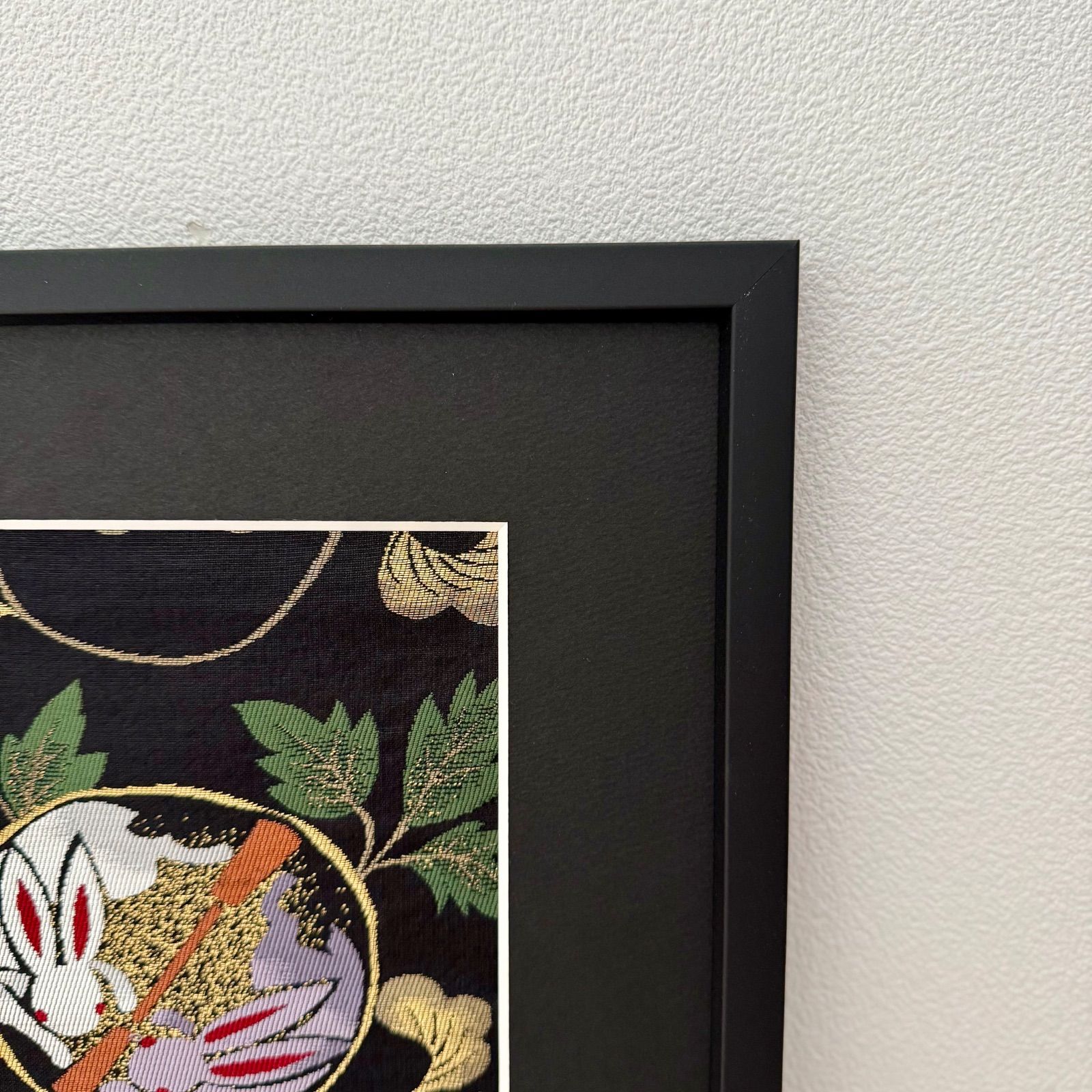 京都帯屋さん フレーム入りシルク織物アート 唐草うさぎ NEXPOTALLINN_EU