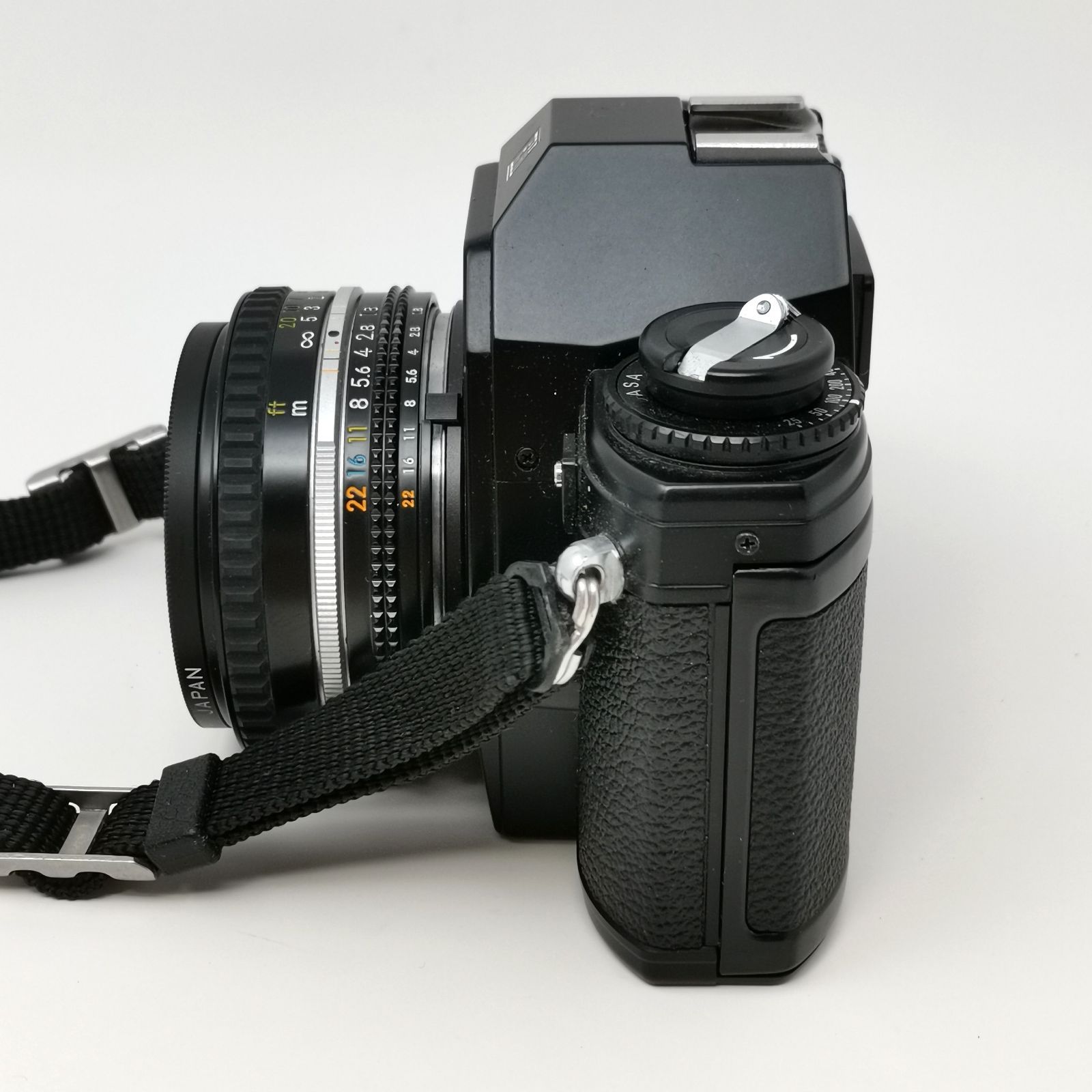 Nikon EM フィルムカメラジャンク動作未確認 Nikon EM 微妙に不安定なリトルニコンをジャンクで入手 どこが