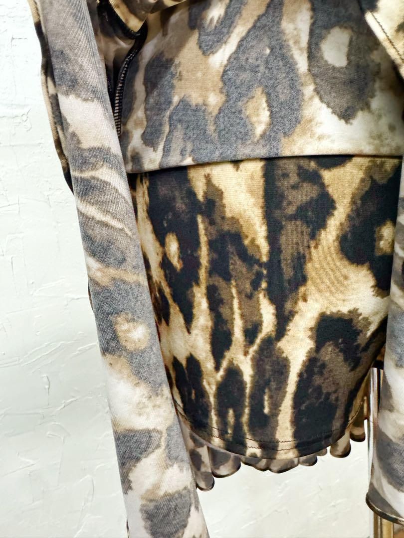 ワイルド】新品 TAKAダンス Mサイズ社交ダンス豹柄ラテンスカート009