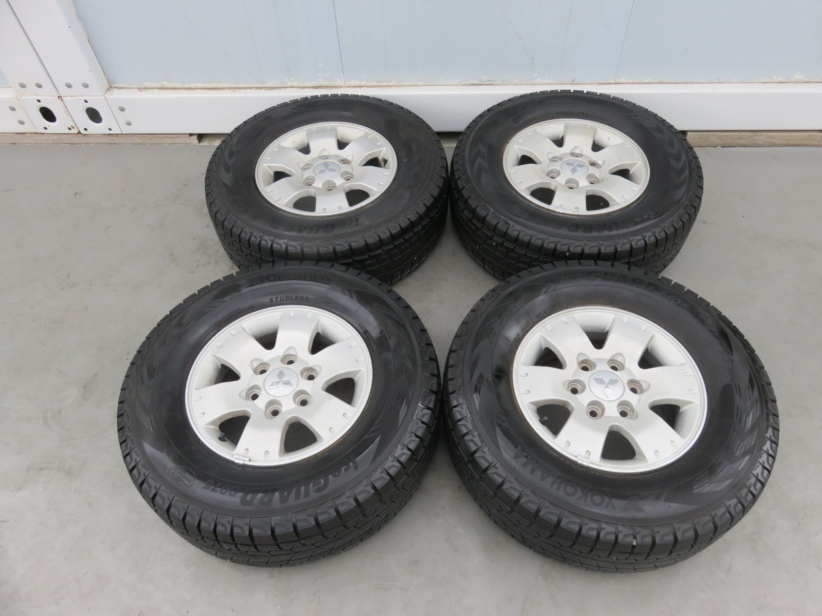 SFC2180 三菱 パジェロ V73W V75W V77W V78W 純正 16インチ 16×7JJ 46 6穴 PCD139.7 ホイールタイヤ 265 70R16 2018年製