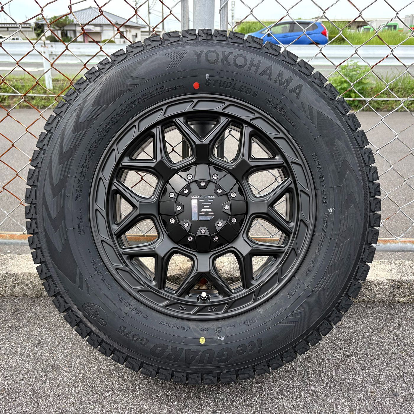 ハイエース 16インチ 車検対応 スタッドレス レクセルホイール インフェルノ ヨコハマ アイスガード SUV G075 215 65R16 109 107R