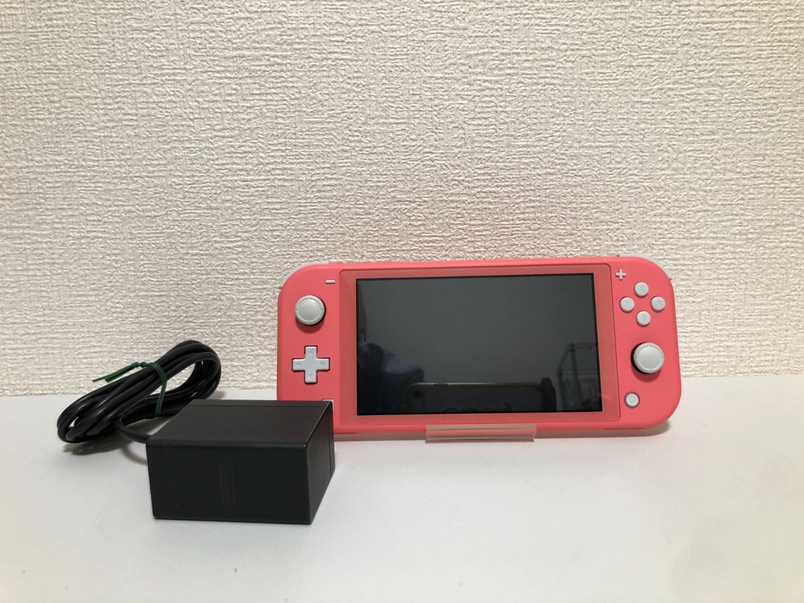 ニンテンドースイッチ lite 本体 ACアダプター付 コーラル ピンク 動作