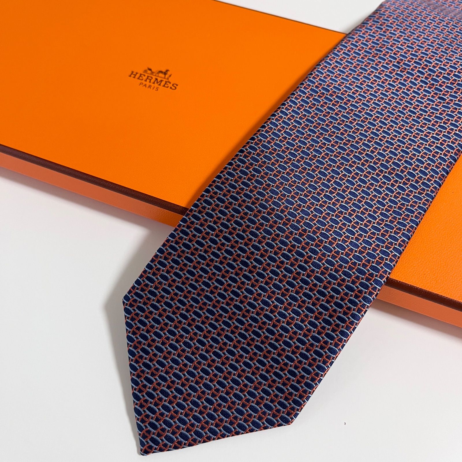 美品 HERMES エルメス ネクタイ シルク100% パープル系 総柄 254-437