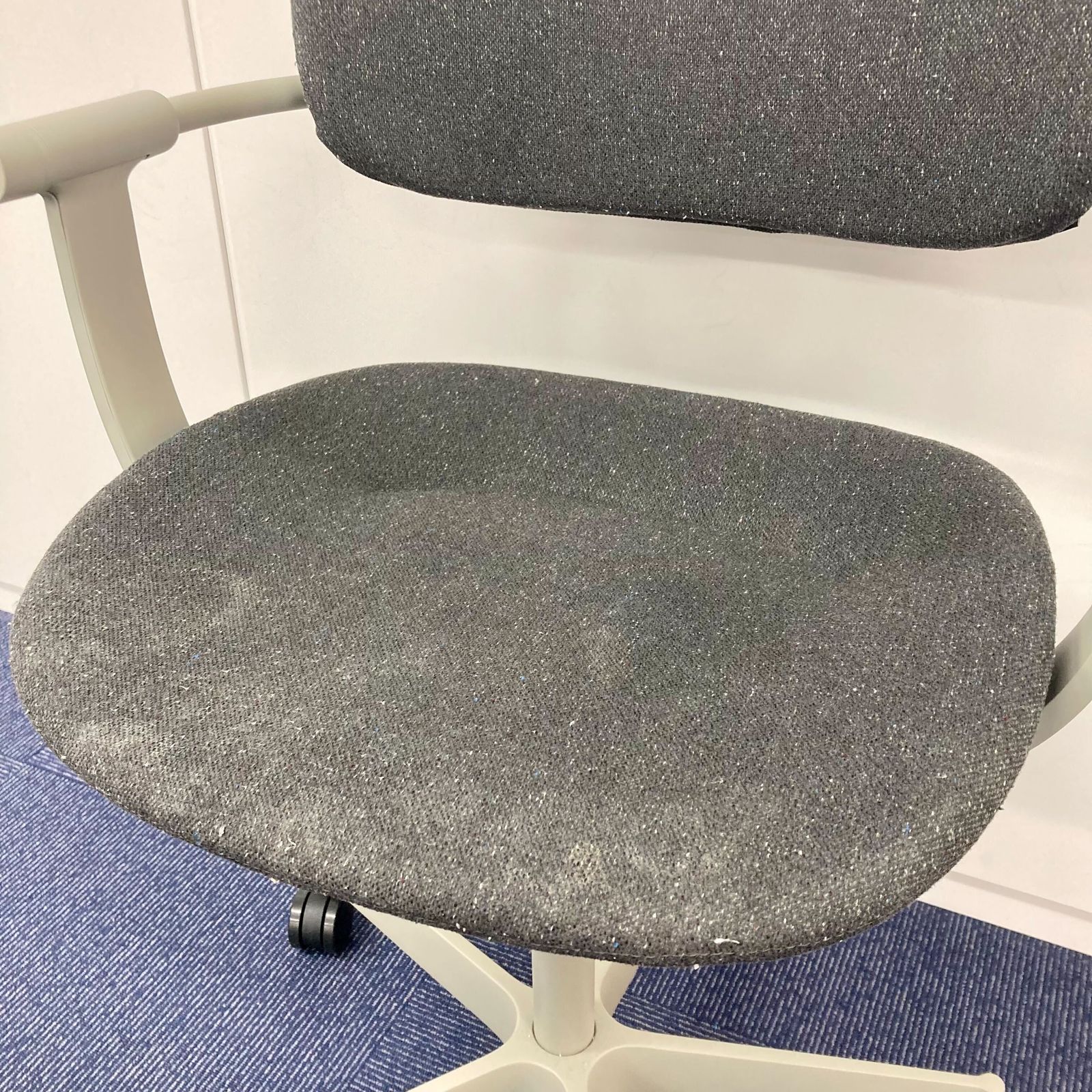 中古 A(中古品)】vertebra03(バーテブラ03) KG825CDM1-L4W2 - メルカリ 