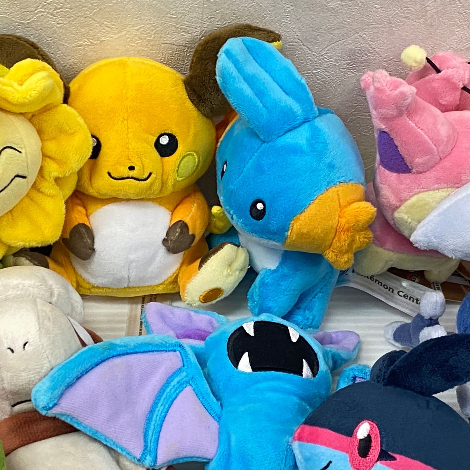 ポケモン　ぬいぐるみ　まとめ　60個　ポケットモンスター ポケモン ぬいぐるみ まとめ 60個 ポケットモンスター - メルカリ