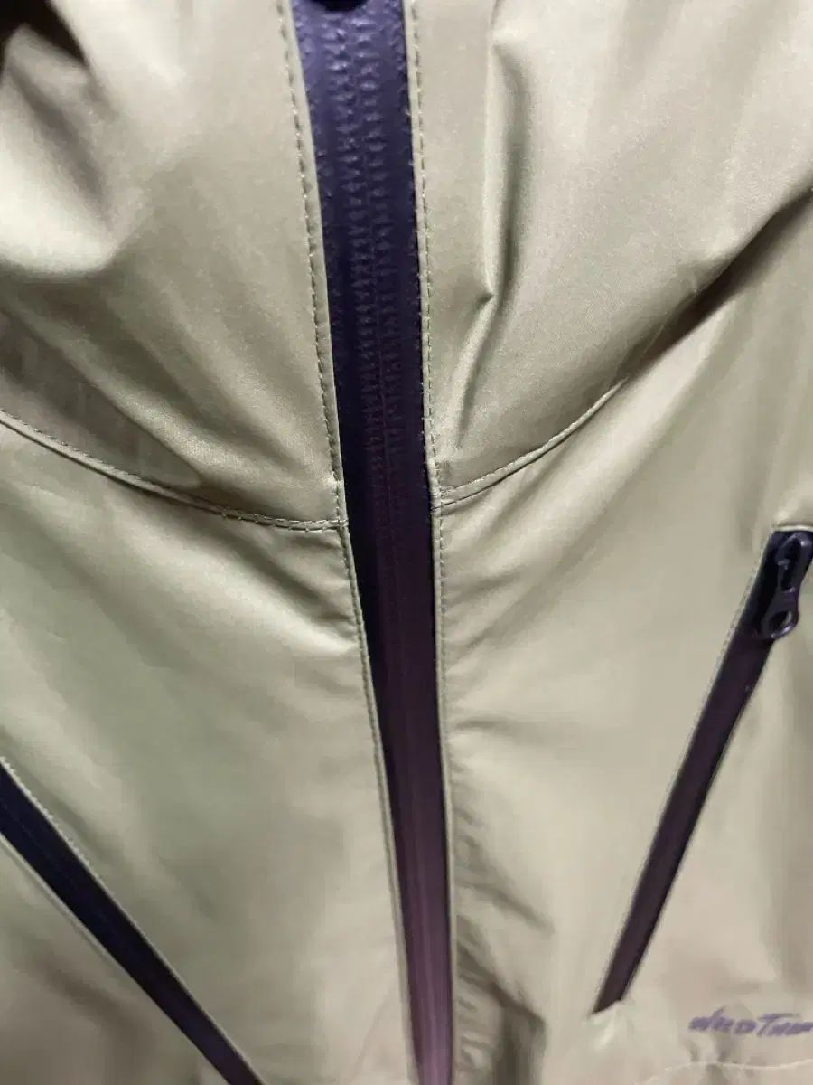 ワイルド シングス 3 LAYER レインシェルウィンドブレーカー オリーブグリーン