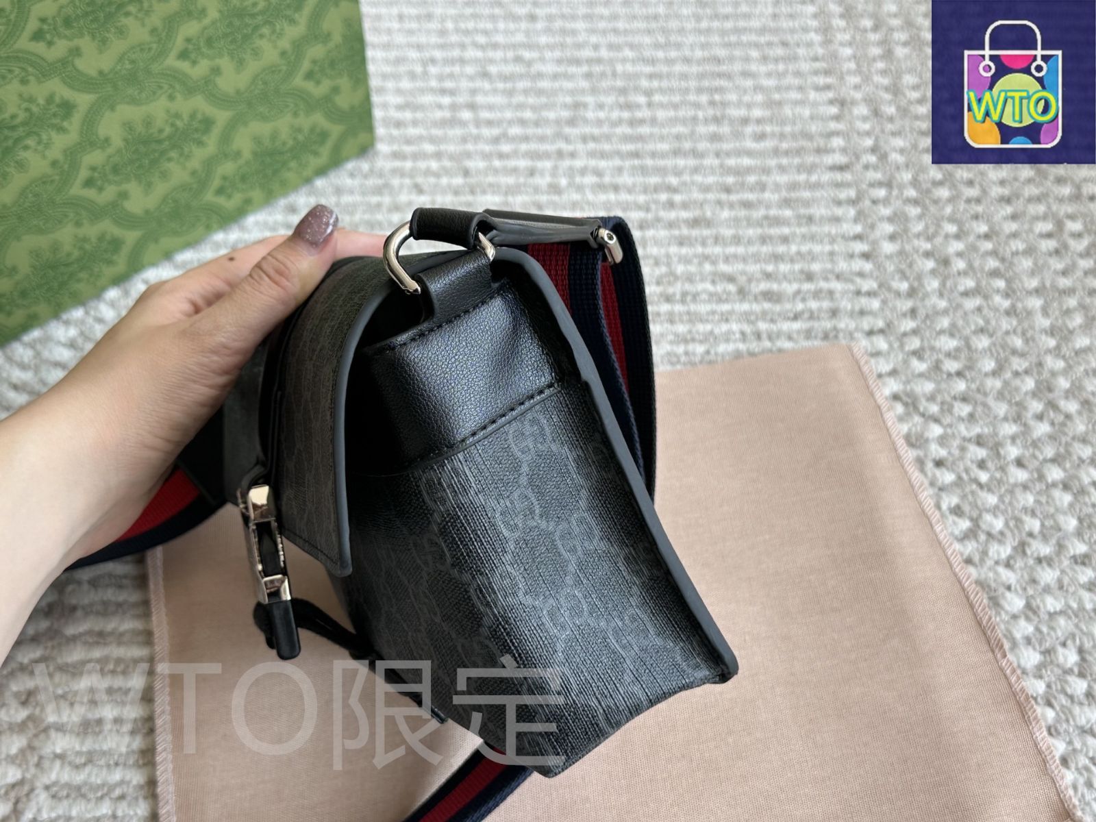 今日特価】Gucci ダークレザー クロスボディバッグ-WTO輸入3
