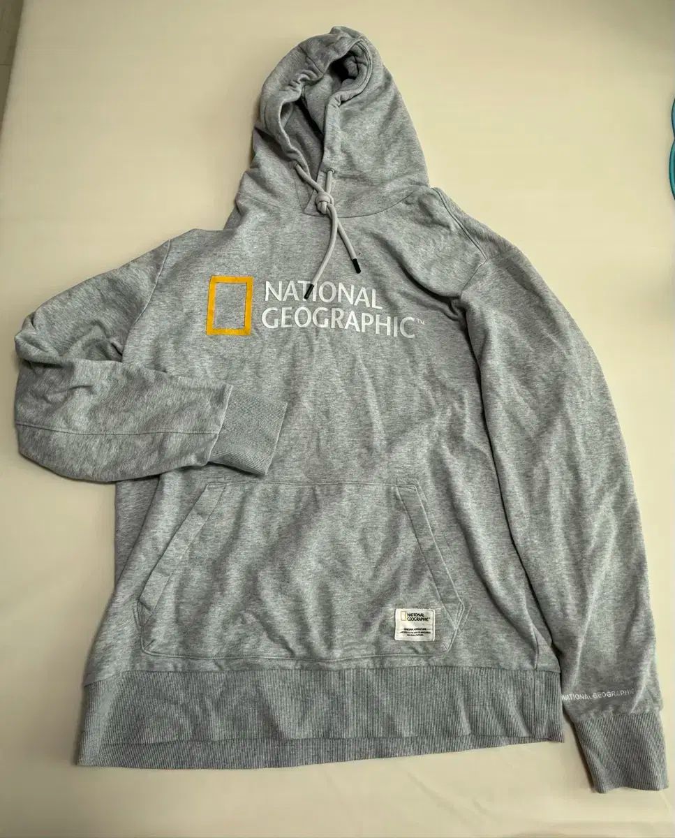 ナショナルジオグラフィック フード付きTシャツ