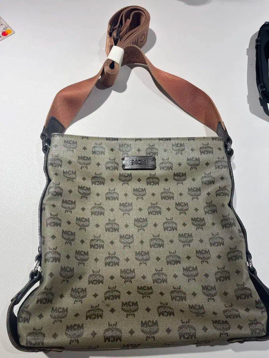 Mcm クロスバッグ