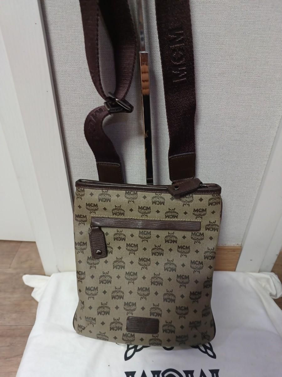 【雷市場（ポンジャン）商品韓国直送】MCM(エム シー エム) 正規品 *かわいいミニ 状態良好