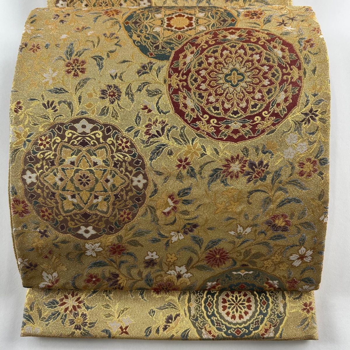 袋帯 美品 秀品 明綴 万華宝相唐草文 草花 箔 金糸 金色 六通 正絹 