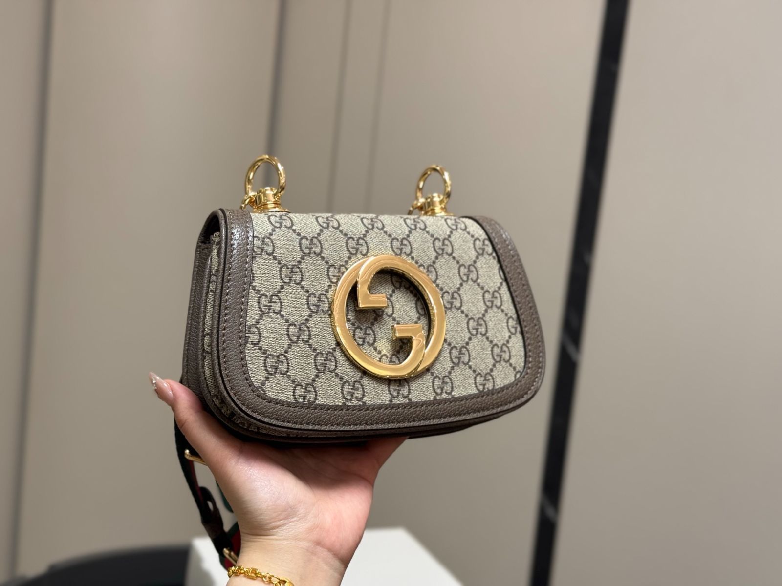 今日特価】Gucci Blondie Shoulder Bag グッチ ブロンディ