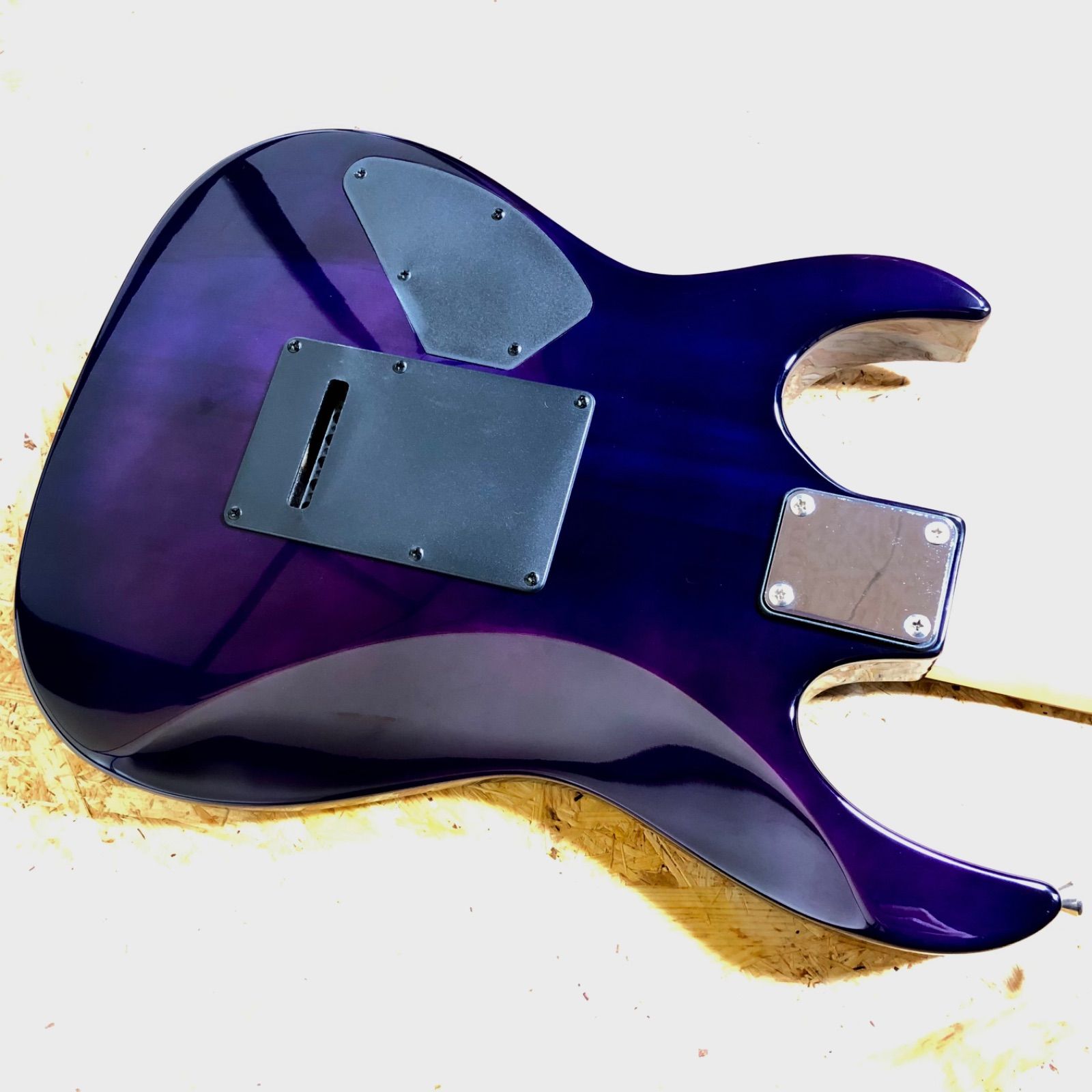 アイバニーズ　エレキギター　パープル RG | PRODUCTS | Ibanez guitars - アイバニーズ アイバニーズ エレキ