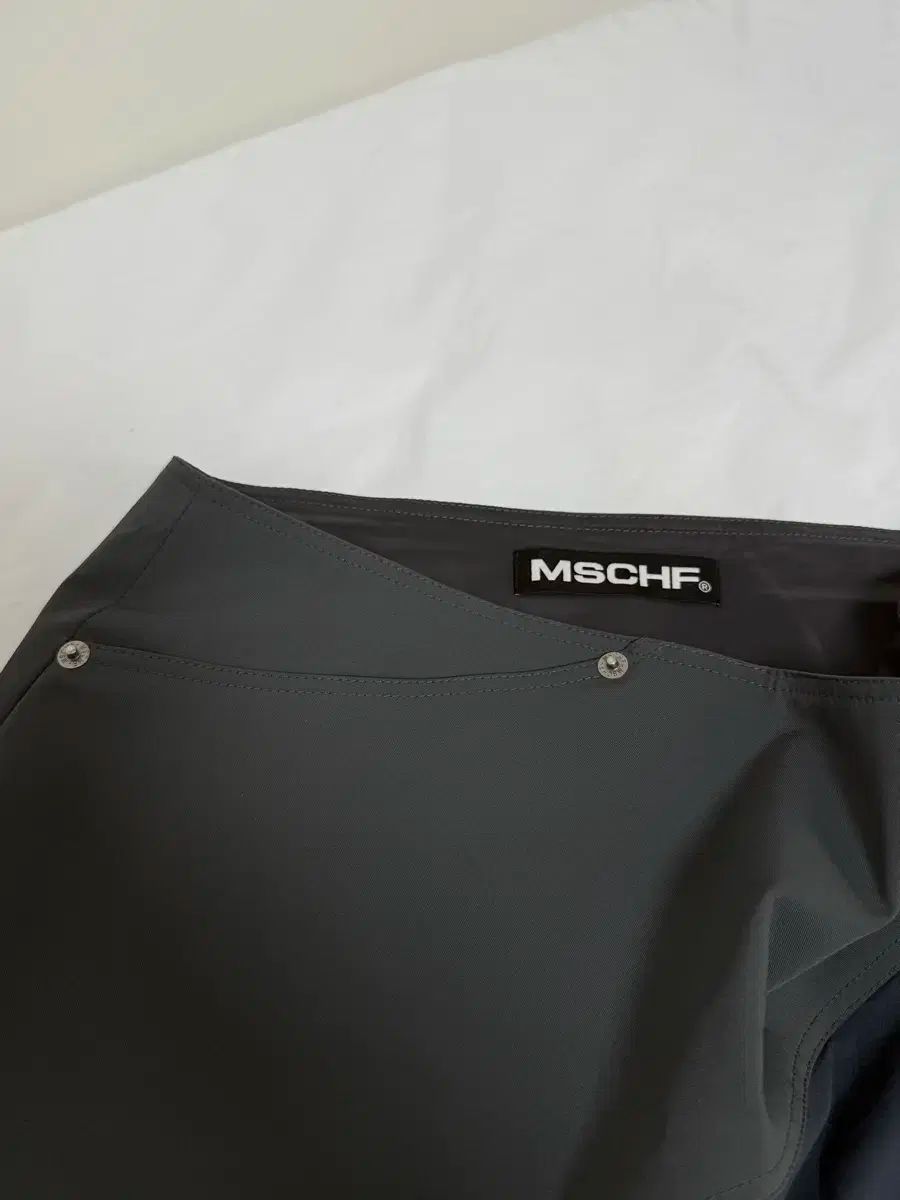 ミスチーフ スカート