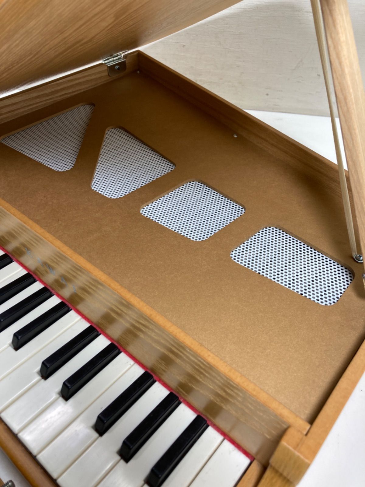 希少 廃盤品 KAWAI 32鍵 カワイ ミニ グランドピアノ ナチュラル 木目 KAWAI カワイ ミニピアノ P-32 1164 ナチュラル (子供用 ミニ