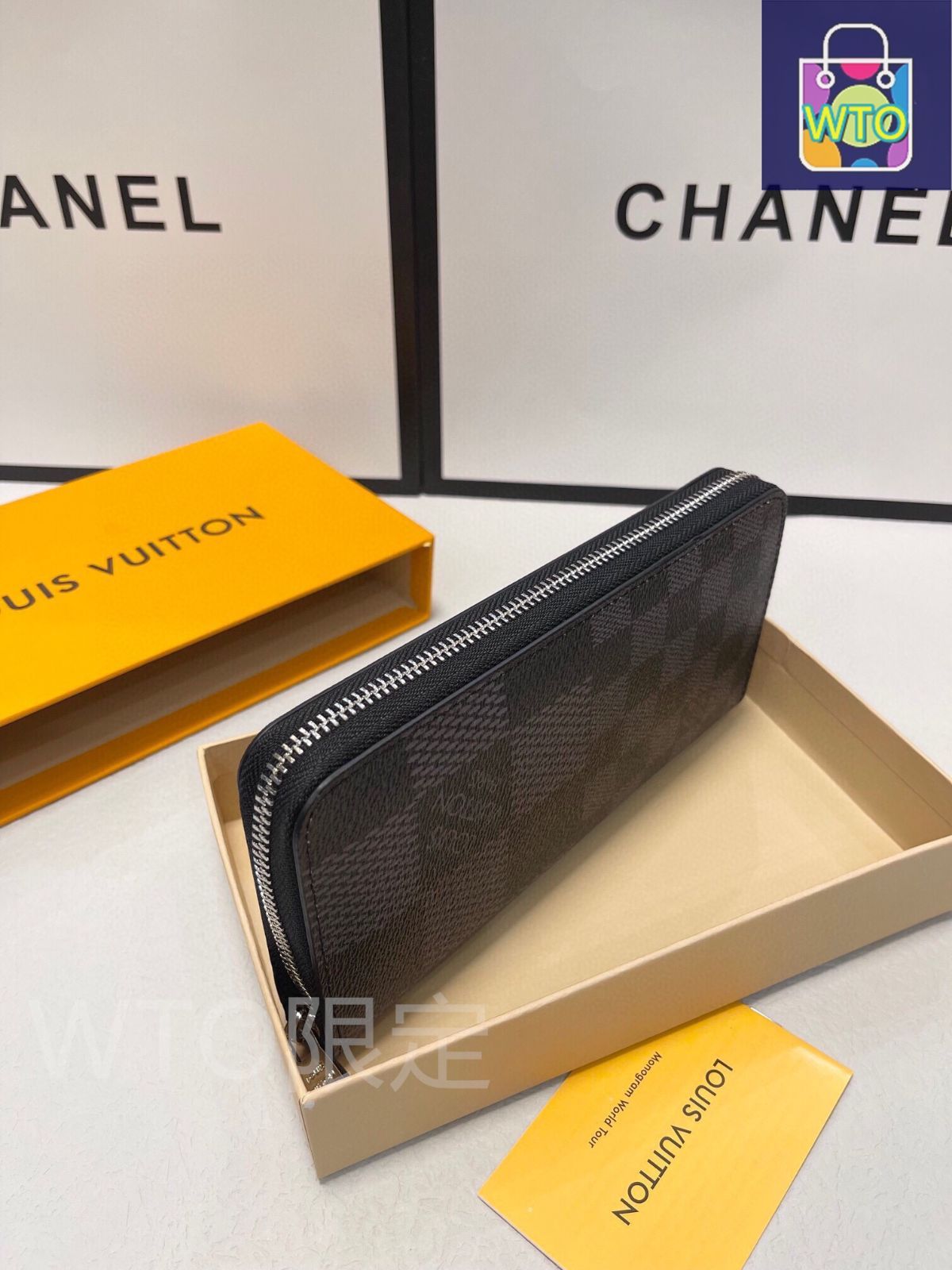 今日特価】Louis Vuitton ルイ・ヴィトン シングルジッパー