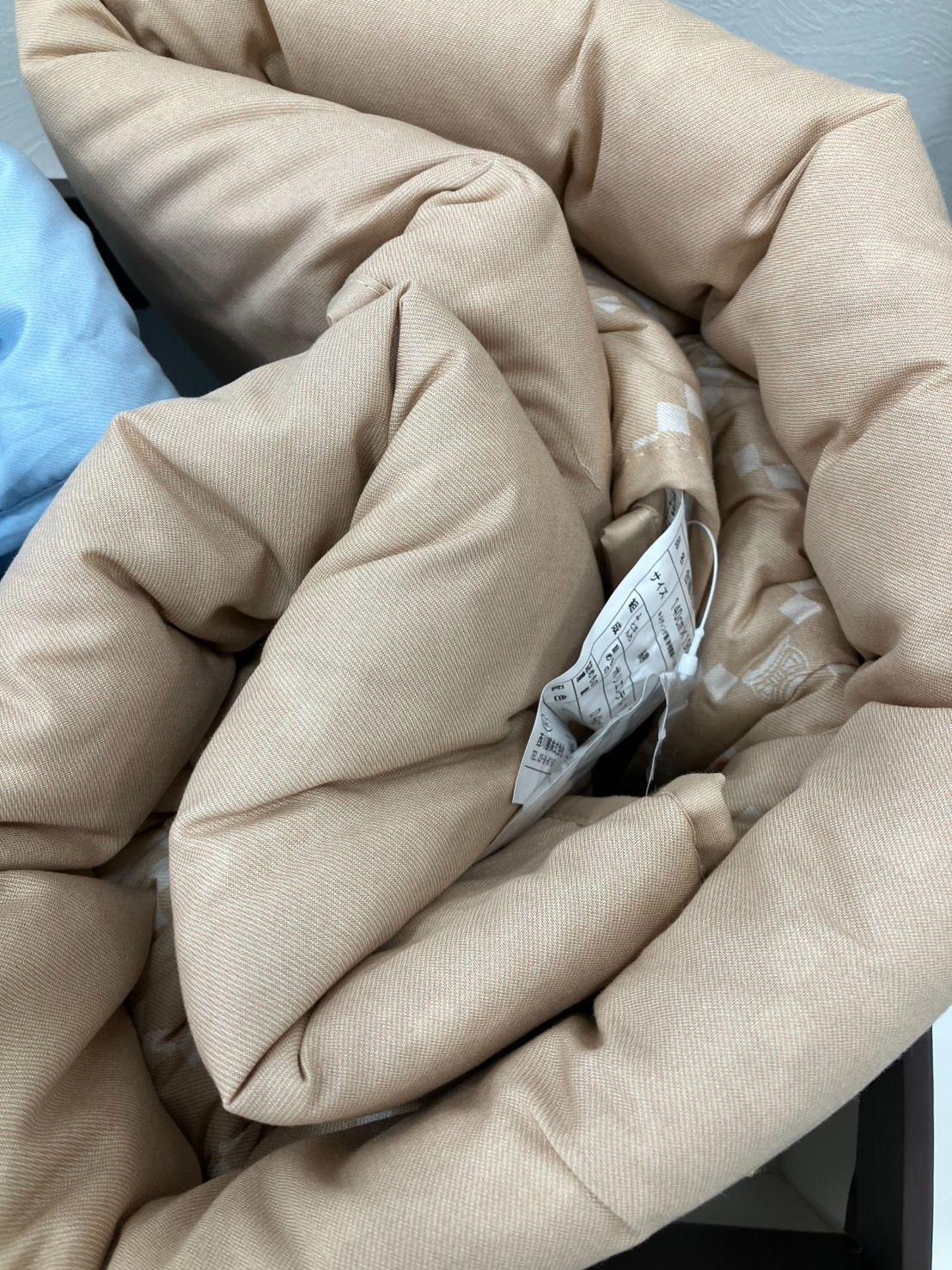 CELINE 合繊肌掛け布団 ２枚セット 西川産業 マカダム柄　日本製 新品未使用】CELINE肌掛け布団 マカダム柄西川産業 - メルカリ