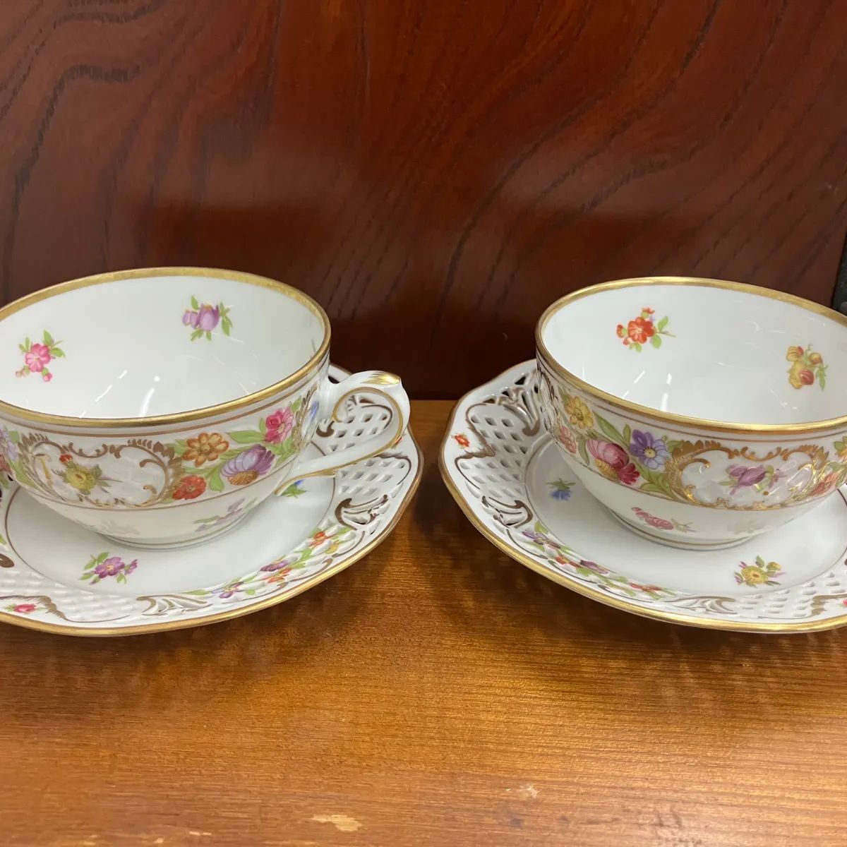 美品】シューマンババリア ドレスデンフラワー ピアスプレート 6