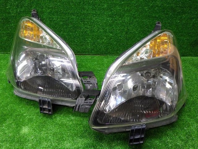 トヨタ NCP100|105 ラクティス 前期 ヘッドライト 左右 ハロゲン レベ付 7 52-168 250412039