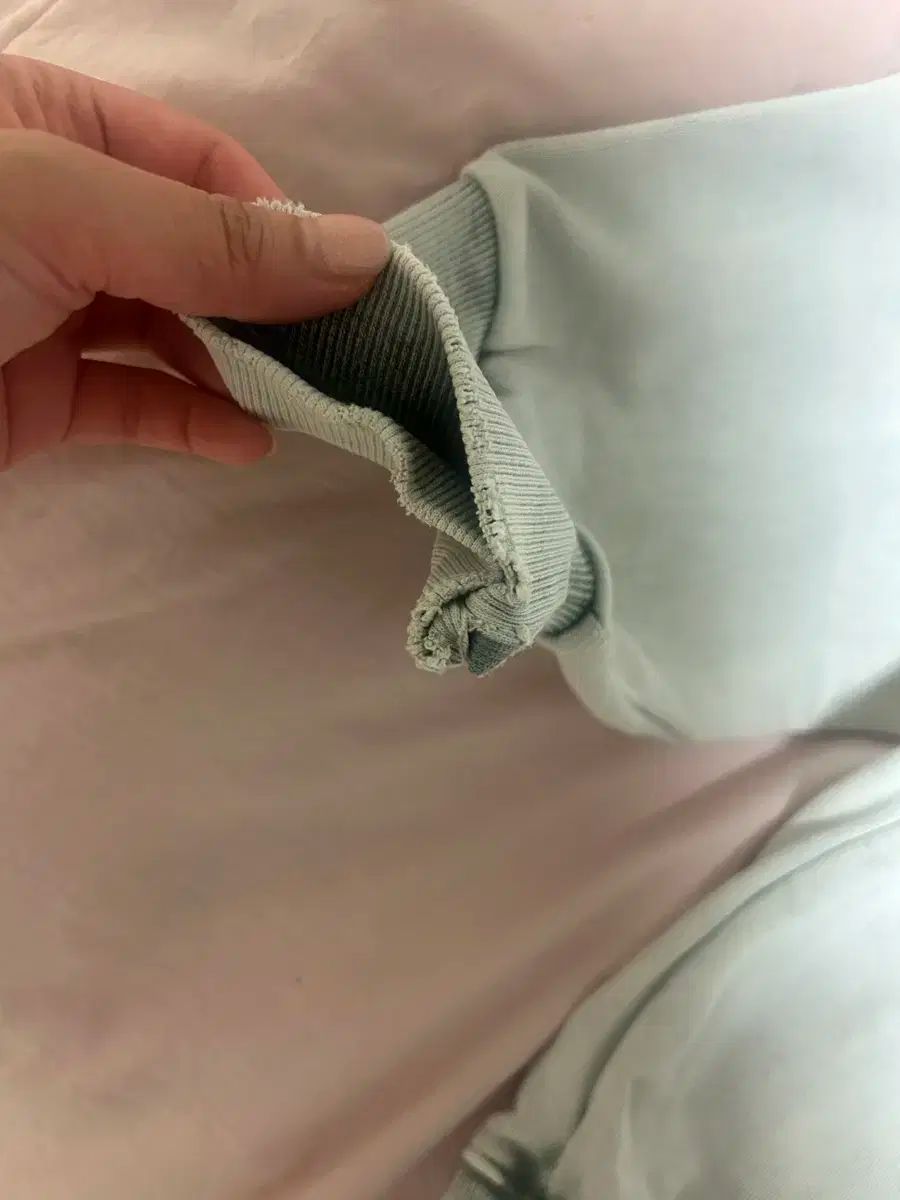 ブリーチド カーキ