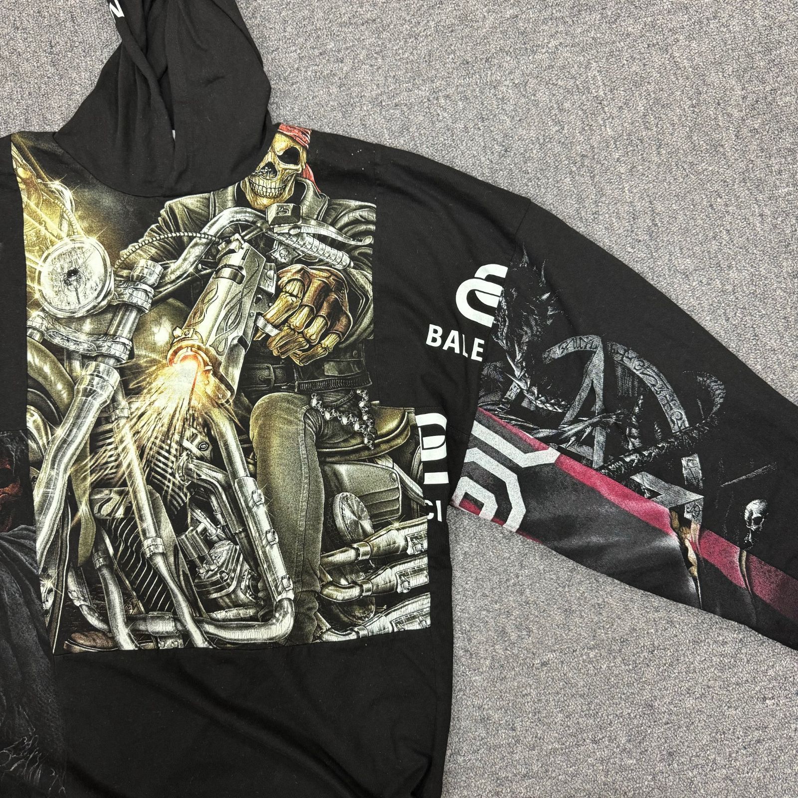 国内正規 BALENCIAGA Limited Edition 再構築 カットソー