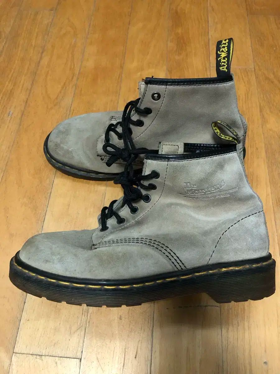 ドクターマーチン　イングランド製　茶芯　サイズ6 Dr.martens ドクターマーチン 6ホール レザーブーツ イングランド製 茶