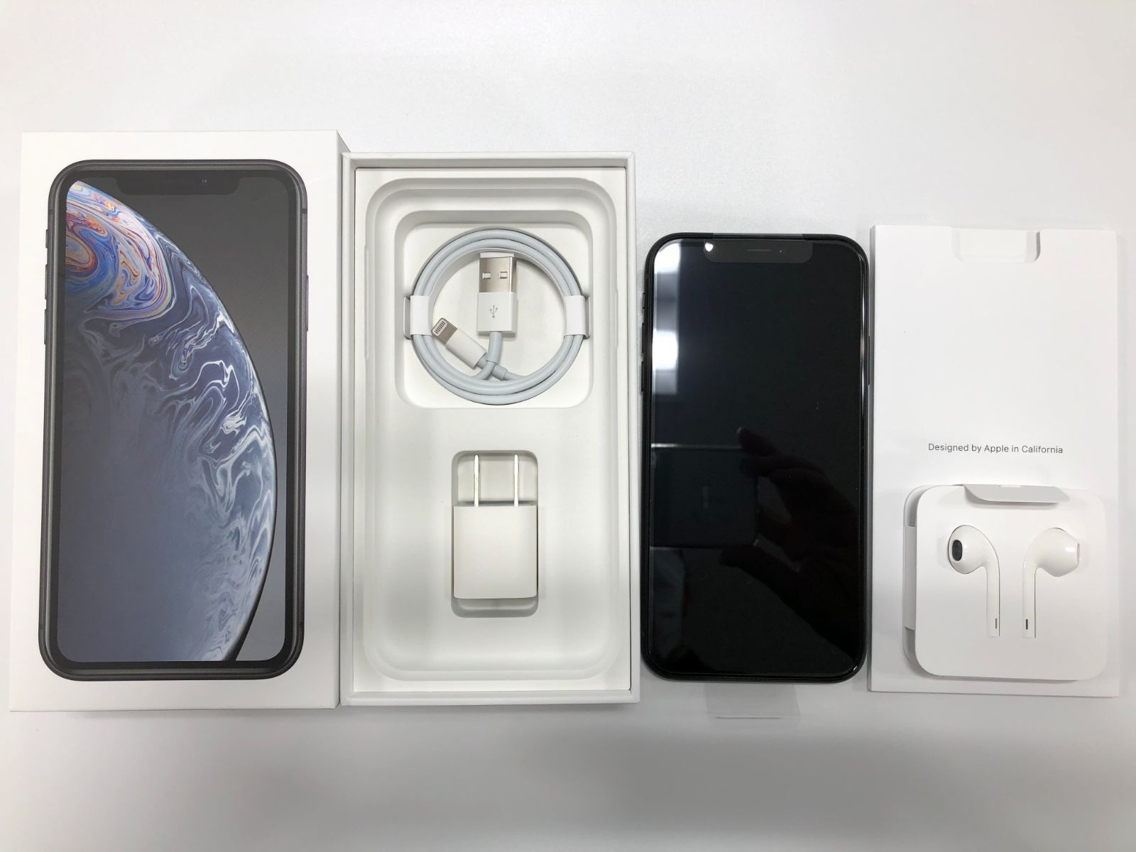 外装新品】iPhone XR 64GB ブラック バッテリー100％ - Reスマ - メルカリ