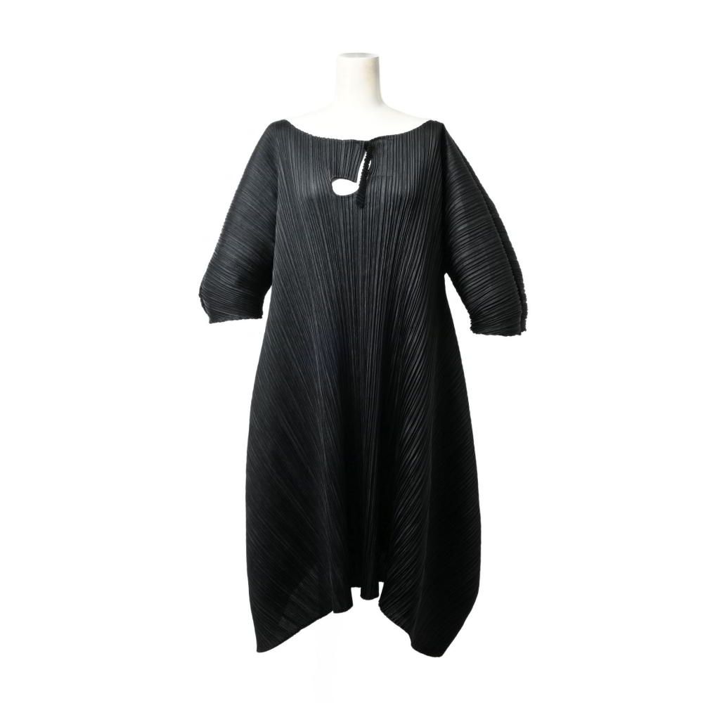 pleats please ワンピース　新作FLARE　新品タグ付き PLEATS PLEASE ISSEY MIYAKE（ワンピース）のフリマアイテム一覧