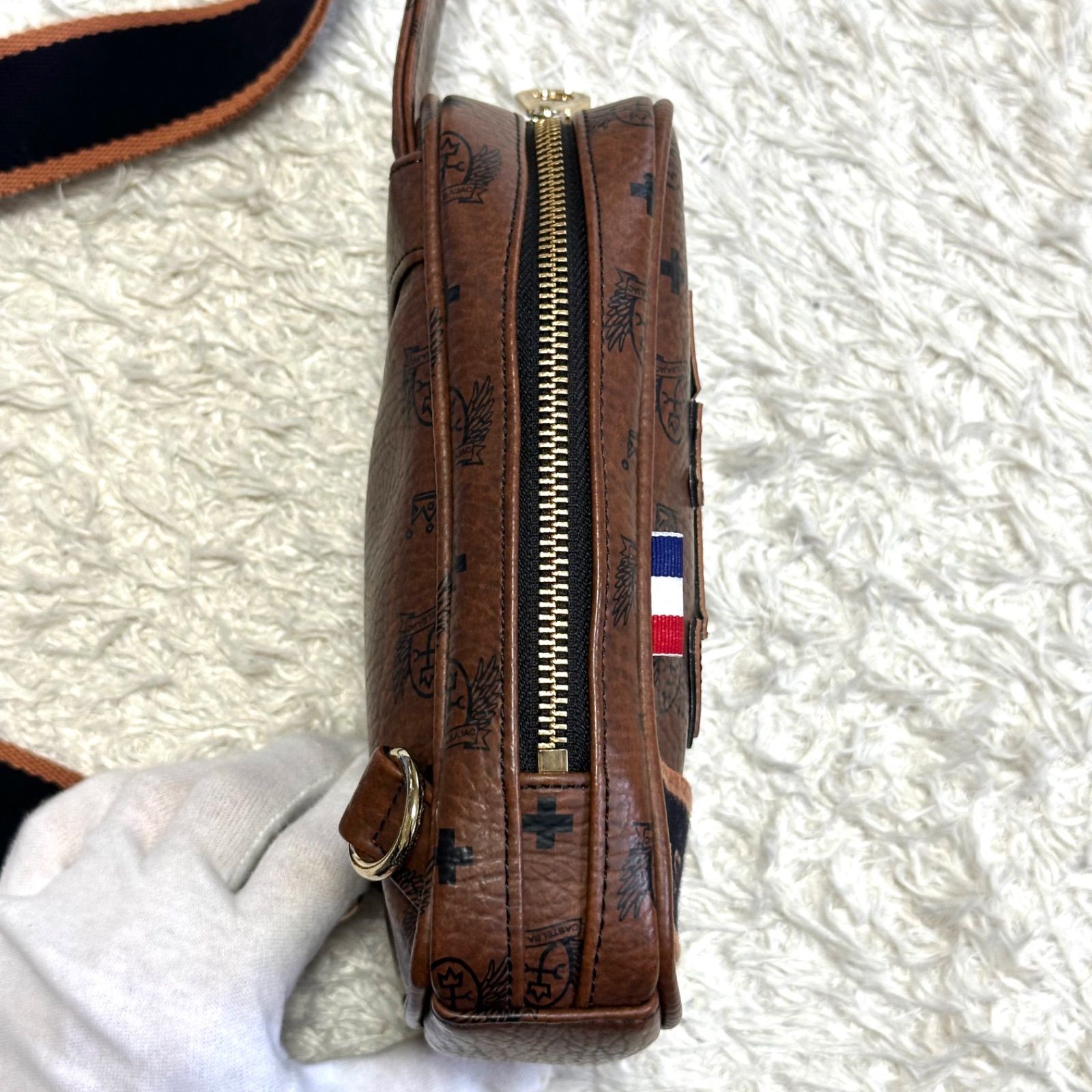 美品】CASTELBAJAC カステルバジャック ボディバッグ ショルダー