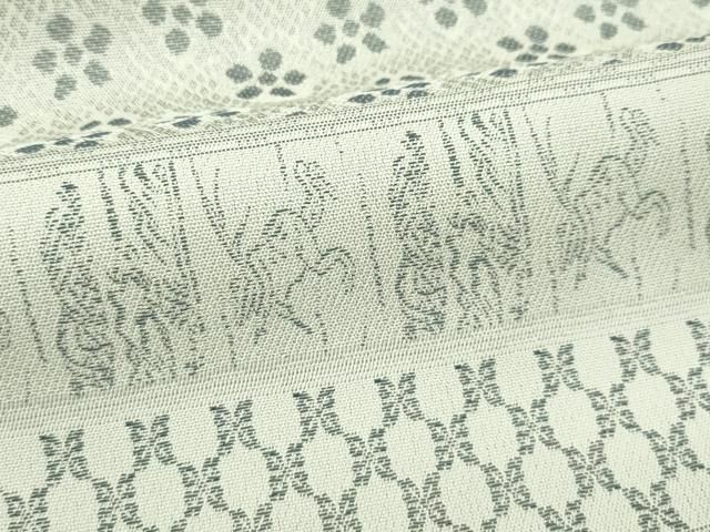 平和屋本店□極上 お召 単衣 鳥獣戯画 白橡色地 やまと誂製 逸品