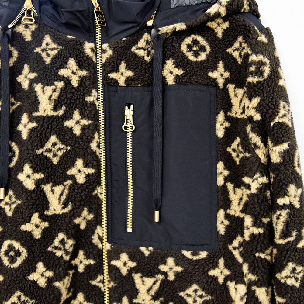 LOUIS VUITTON ルイヴィトン モノグラム フード ジップアップ LOUIS VUITTON ルイヴィトン モノグラム フード ジップアップ