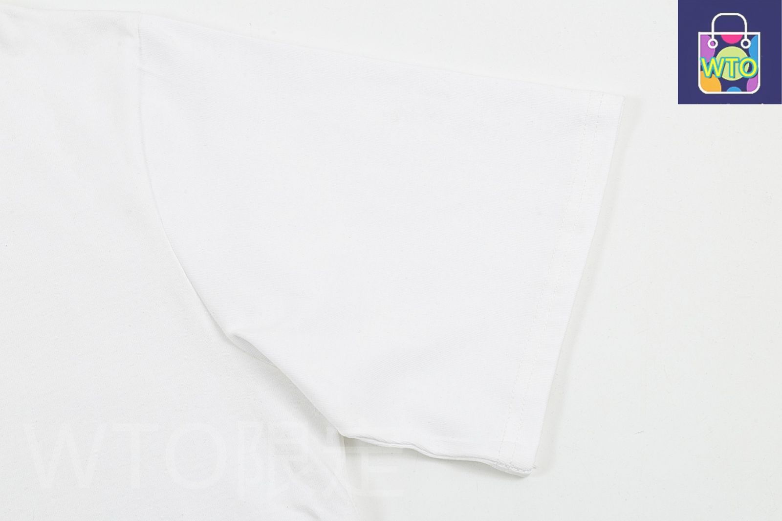 クルーネックTシャツ -