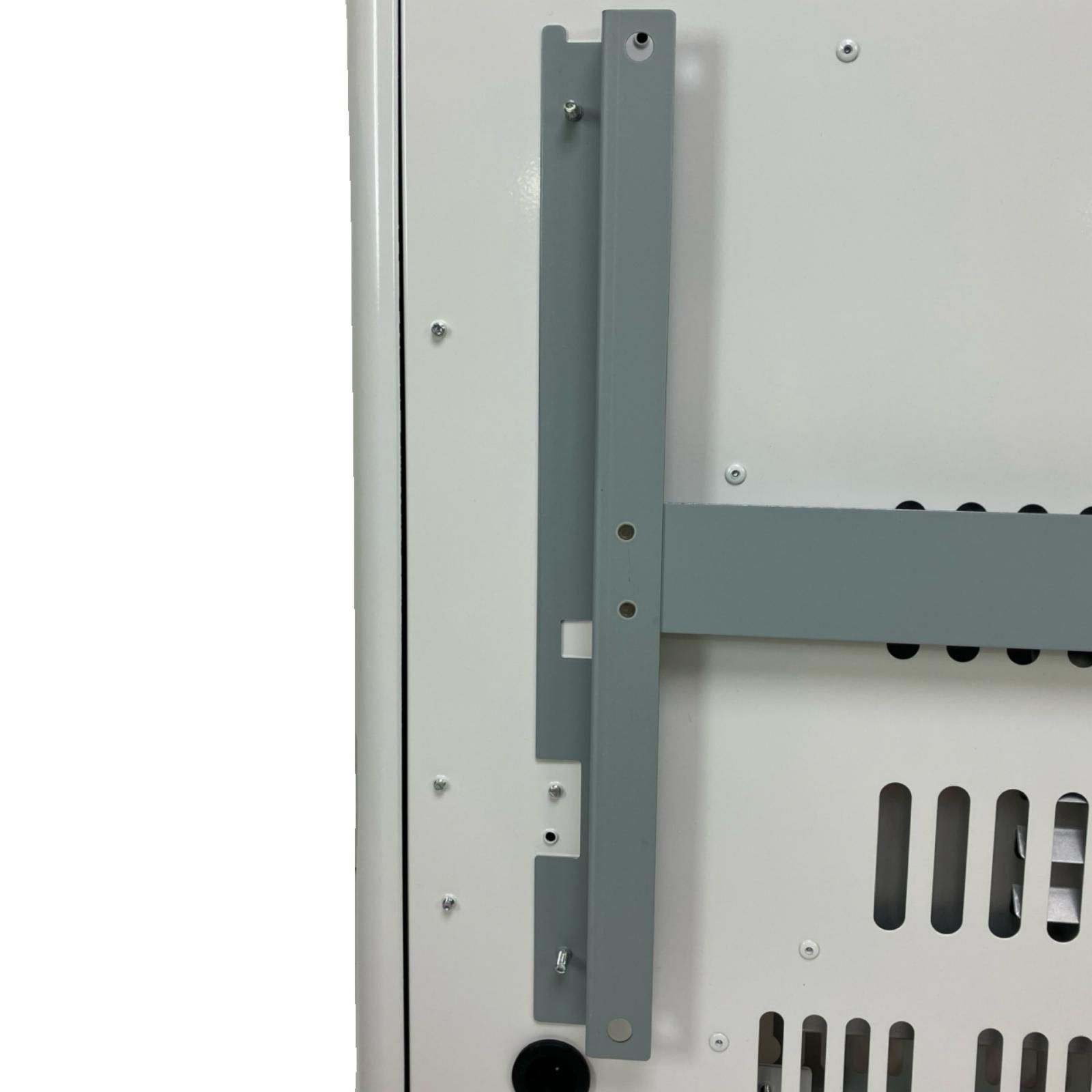 インターセントラル パネルヒーター