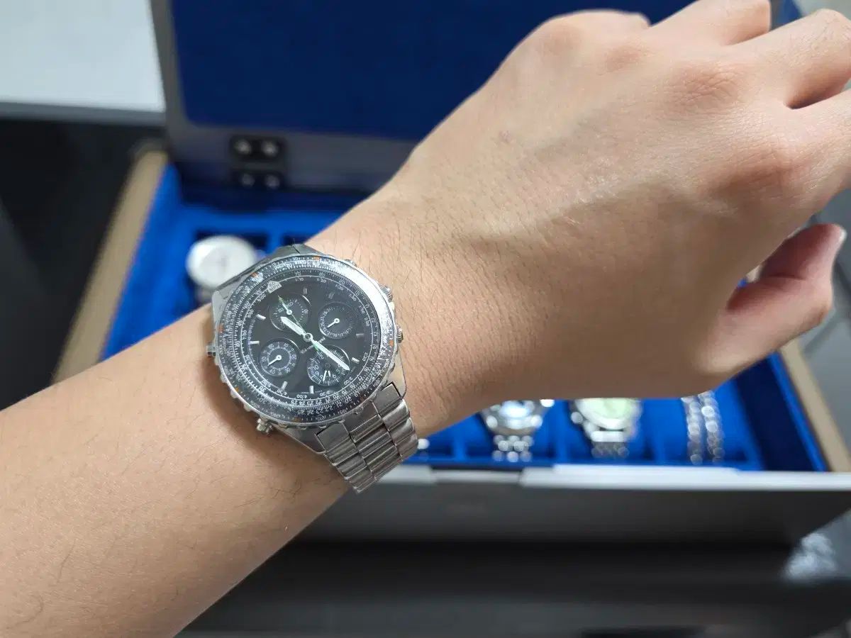 ユンハンス　フォーム C 041/4771.00 Junghans Form C Chronoscope Quartz Unisex Watch 041/4771.00