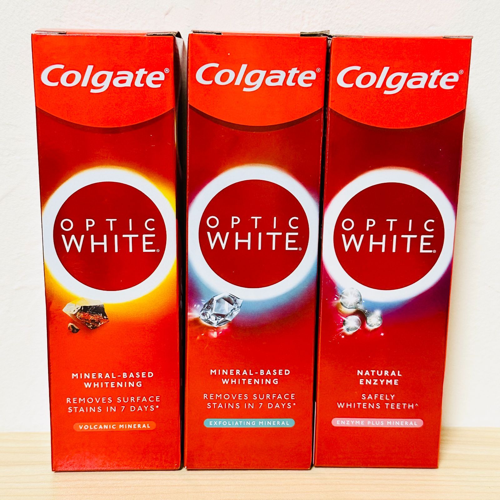 Colgate Optic White ホワイトニング歯磨き粉 - その他