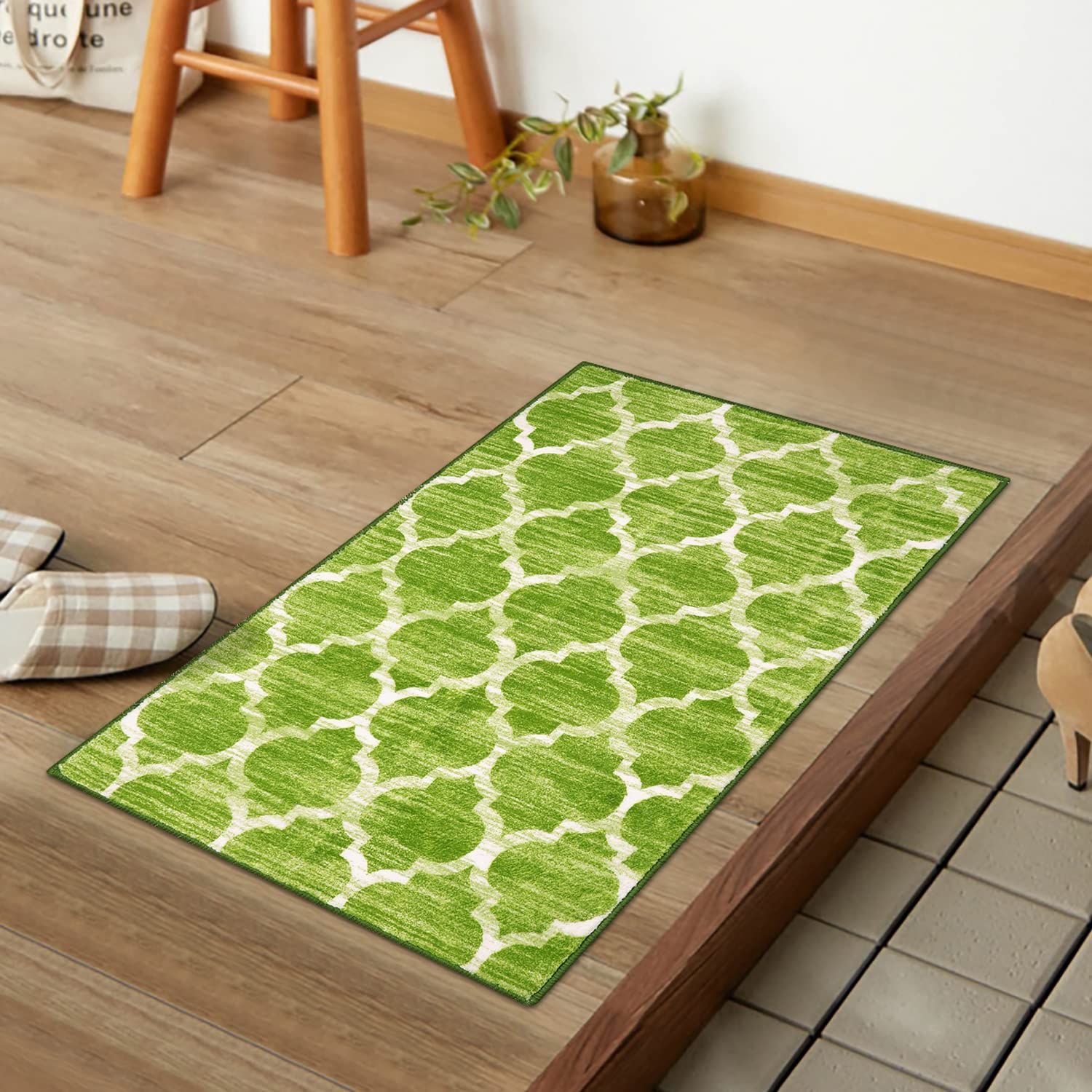 【特価商品】モロッコ柄 北欧風 玄関マット 室内 50х80cm 小さい ラグ おしゃれ 洗える 長方形 ふわふわ すべり止め 低反発 HAOCOO 防音 ラグマット 屋外 泥落とし アンティーク オールシーズン
