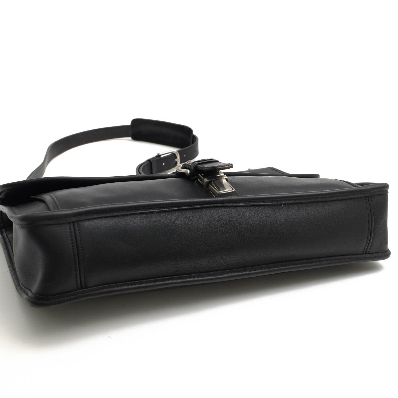 良品　COACH コーチ レザー ビジネスバッグ ブリーフケース　黒A4 鞄　革 COACH - コーチ／COACH バッグ ブリーフケース ビジネスバッグ