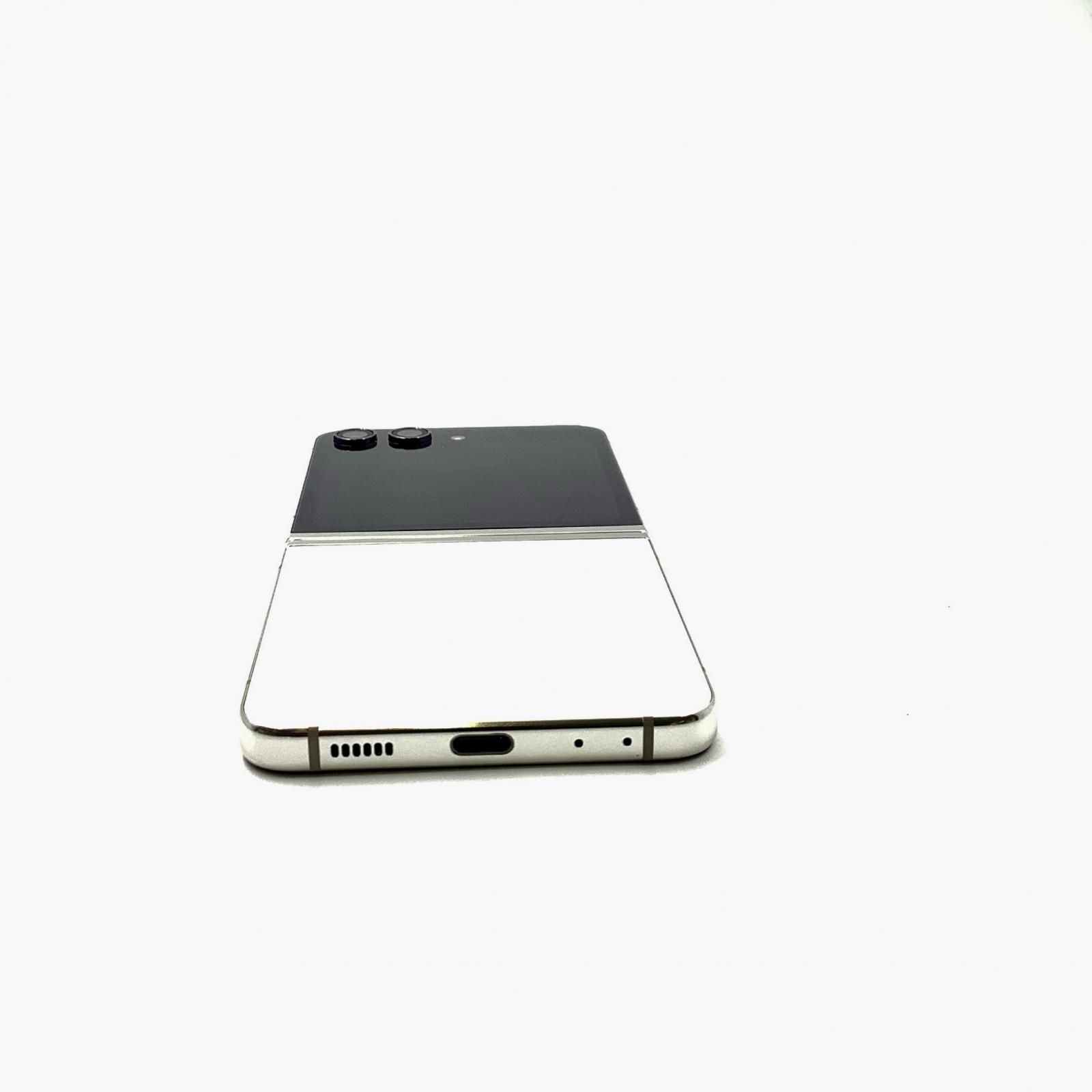 最速発送】SAMSUNG Galaxy Z Flip 5 256GB クリーム au SCG23