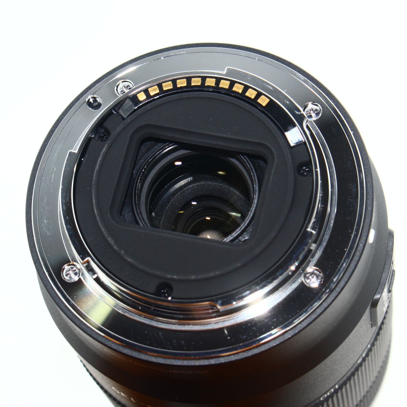 SONY SEL18135 美品 Eマウントレンズフィルター付高倍率ズームレンズ 軽い小さい高倍率 ズームレンズ「E 18-135mm F3.5-5.6 OSS」見てきまし