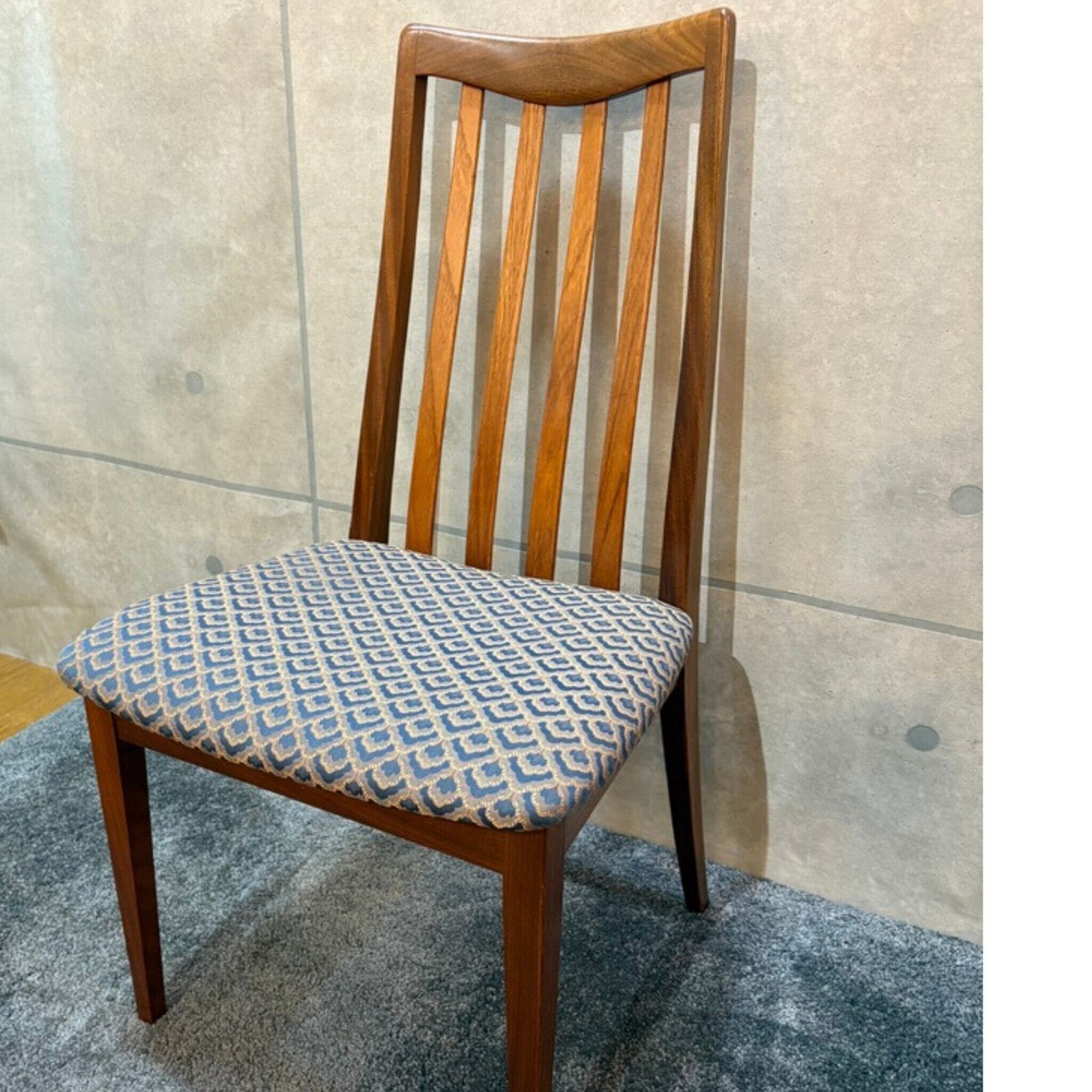 正規ショップ通販専門店。 VINTAGE G-PLAN ジープラン ダイニングチェア 1960-70年代 チーク材 ヴィンテージチェア UKヴィンテージ 引取優先