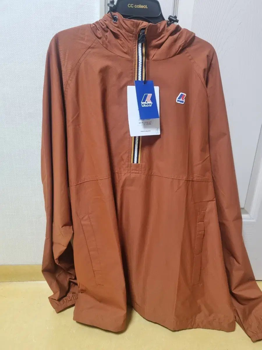 【雷市場（ポンジャン）商品韓国直送】 K-WAY(ケーウェイ) kway アノラック ウインドブレーカー L サイズ 新品